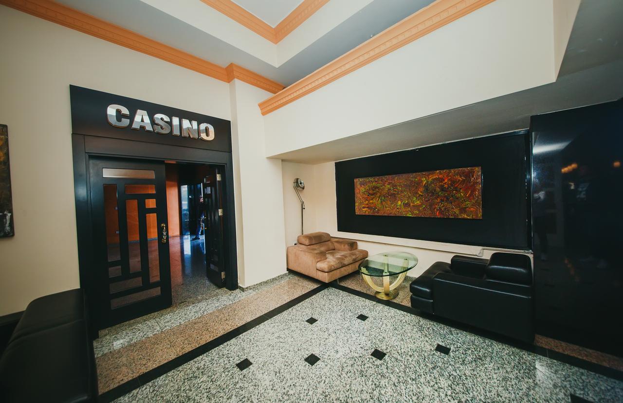 City Royal Hotel And Casino Нікосія Екстер'єр фото